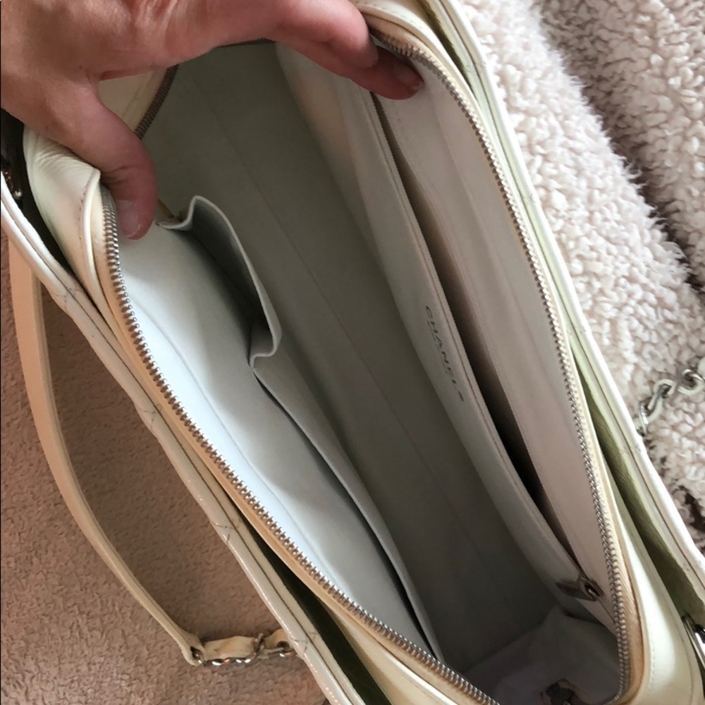 White Chanel Quilted Chain Patent Leather